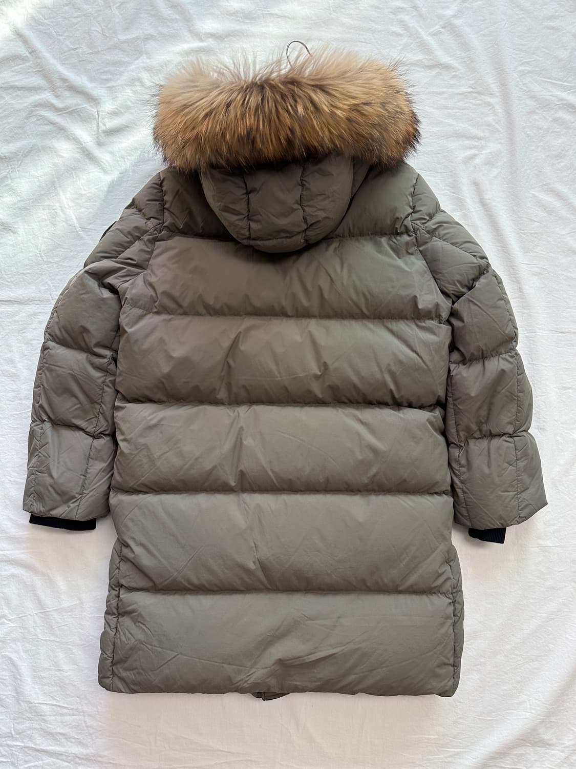 게스 구스다운 남성패딩 상품이미지4