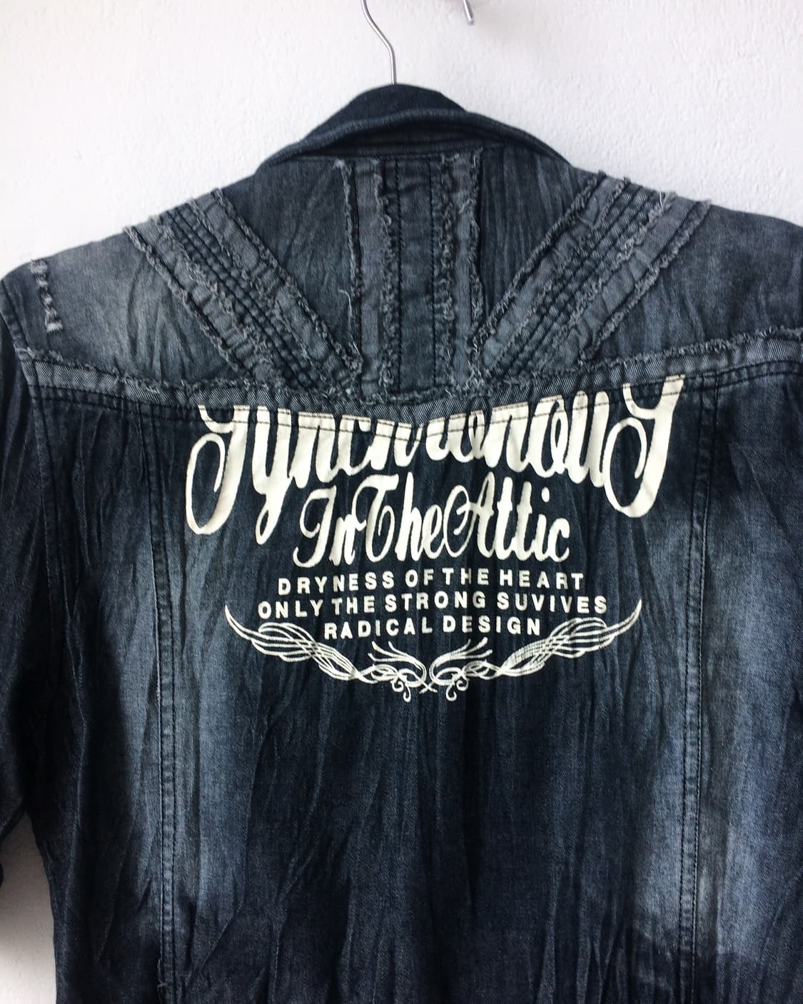 In the attic shirt 상품이미지7