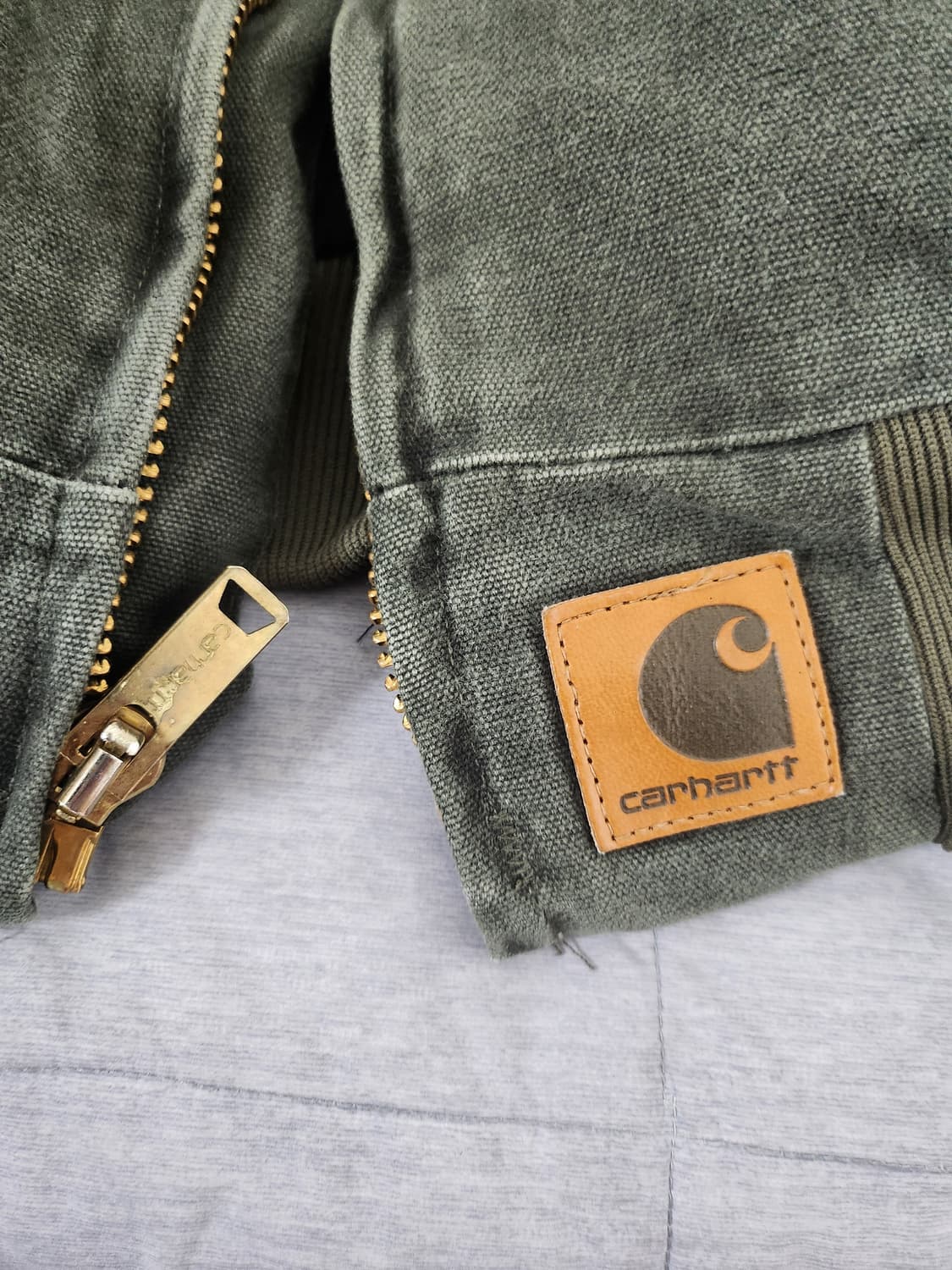 칼하트 j14 mos XL 구형 상태S급 상품이미지4