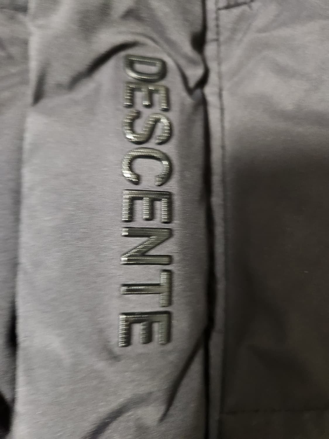 새상품급) 데상트 스키 다운 베스트 S9313SDV92 사이즈95 m

 상품이미지7