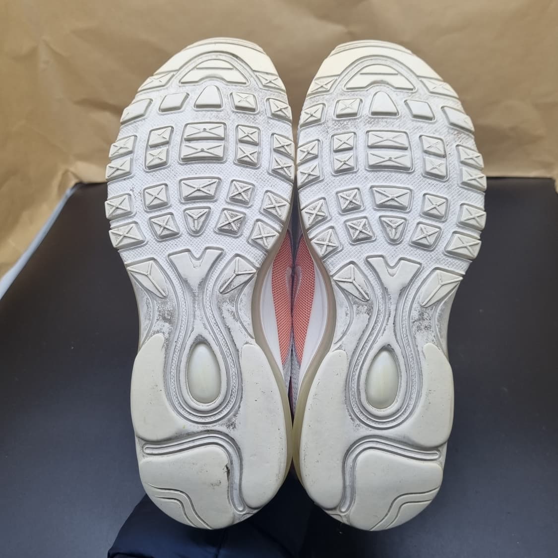 나이키 에어맥스 97 코랄핑크 운동화235 상품이미지3