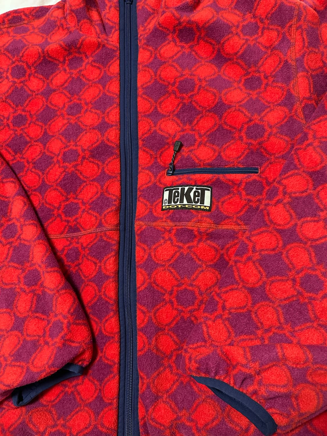 Teket 위켄드 리버시블 플리스 레드 상품이미지1