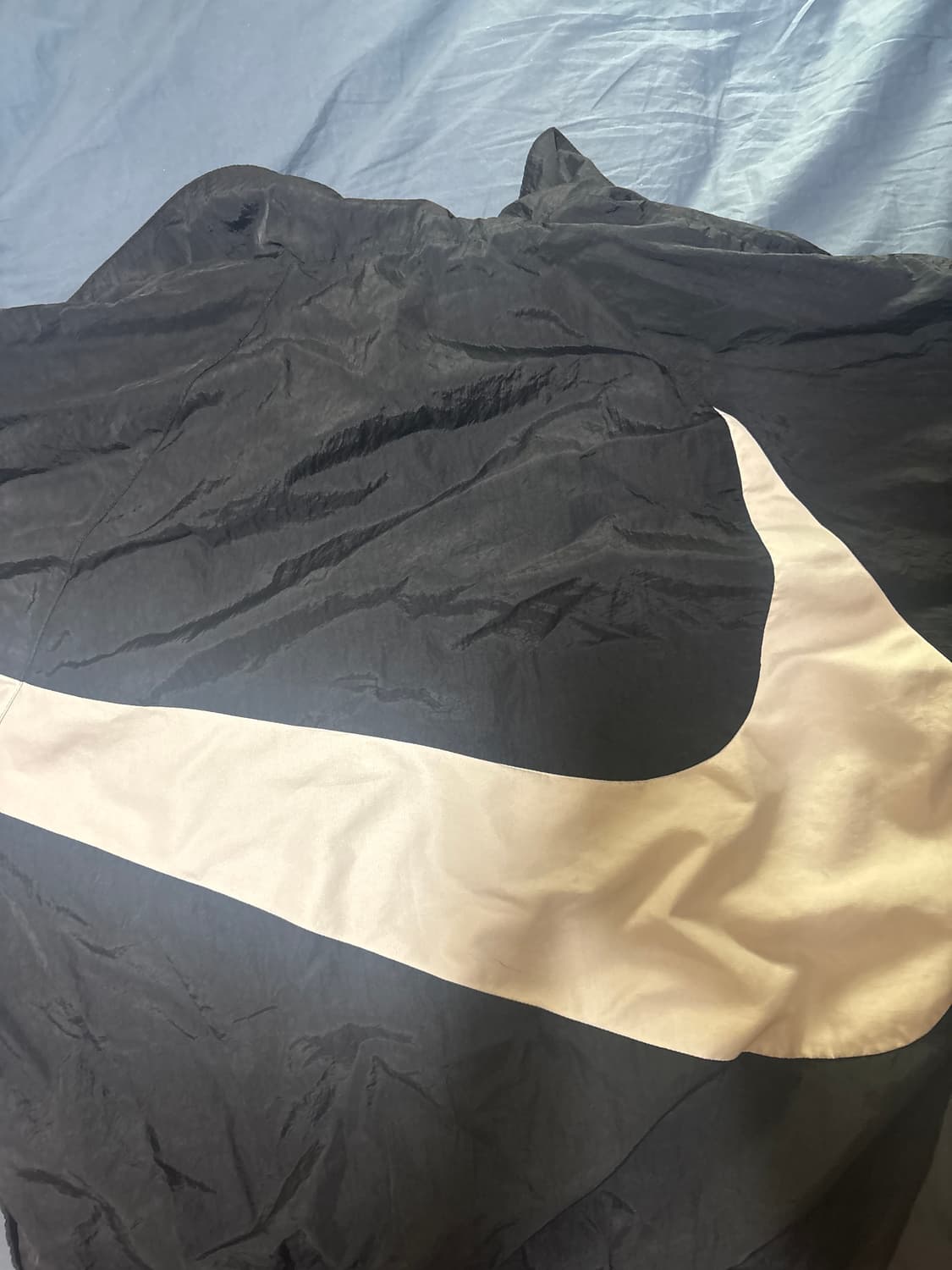 코코넛 밀크 나이키 스우시 바람막이 상품이미지3