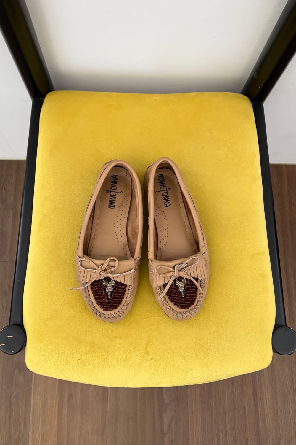 Minnetonka Beaded Shoes 상품이미지3