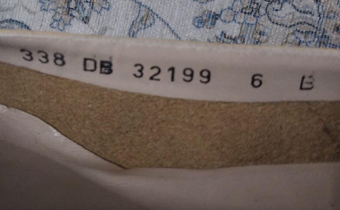 페레가모 스웨이드 바라 펌프스 6사이즈 상품이미지9