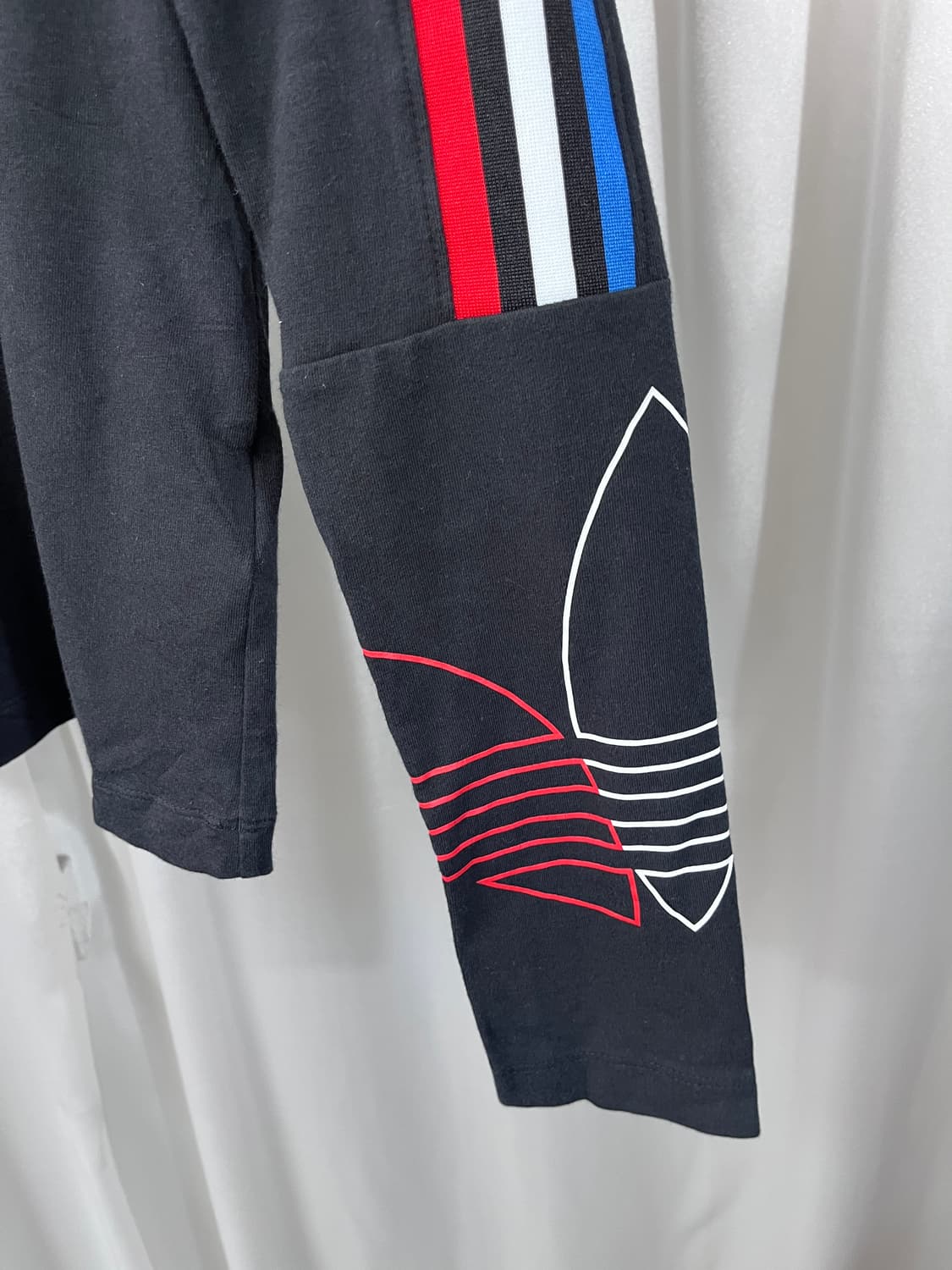 adidas  상품이미지3