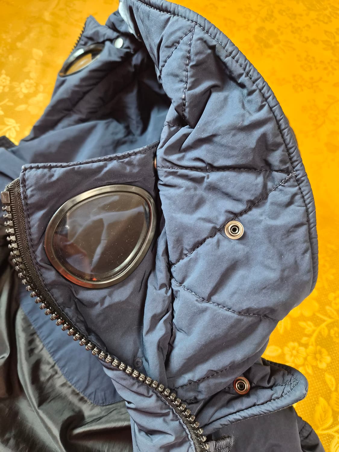 cp컴퍼니 다우패딩 네이비 상품이미지4