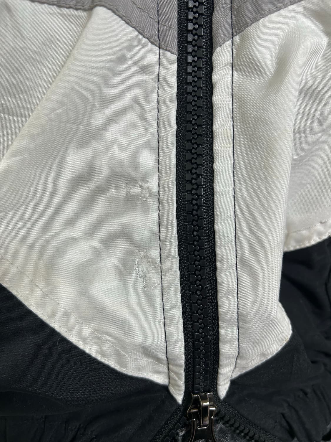 나이키 커스텀 바람막이 상품이미지3