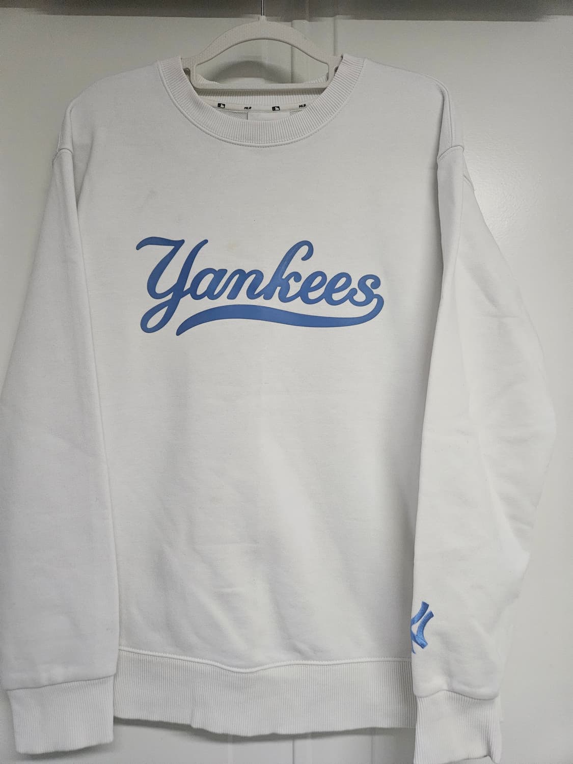 MLB 뉴욕 양키스 베이직 로고 맨투맨 (화이트/L-XL) 상품이미지1