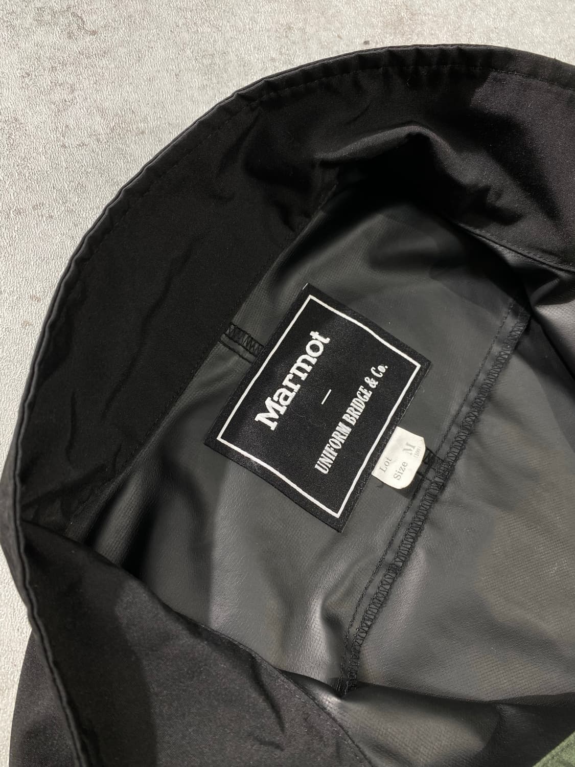 [M] Marmot x 유니폼브릿지 아웃도어 폴리쉘 아노락 상품이미지8