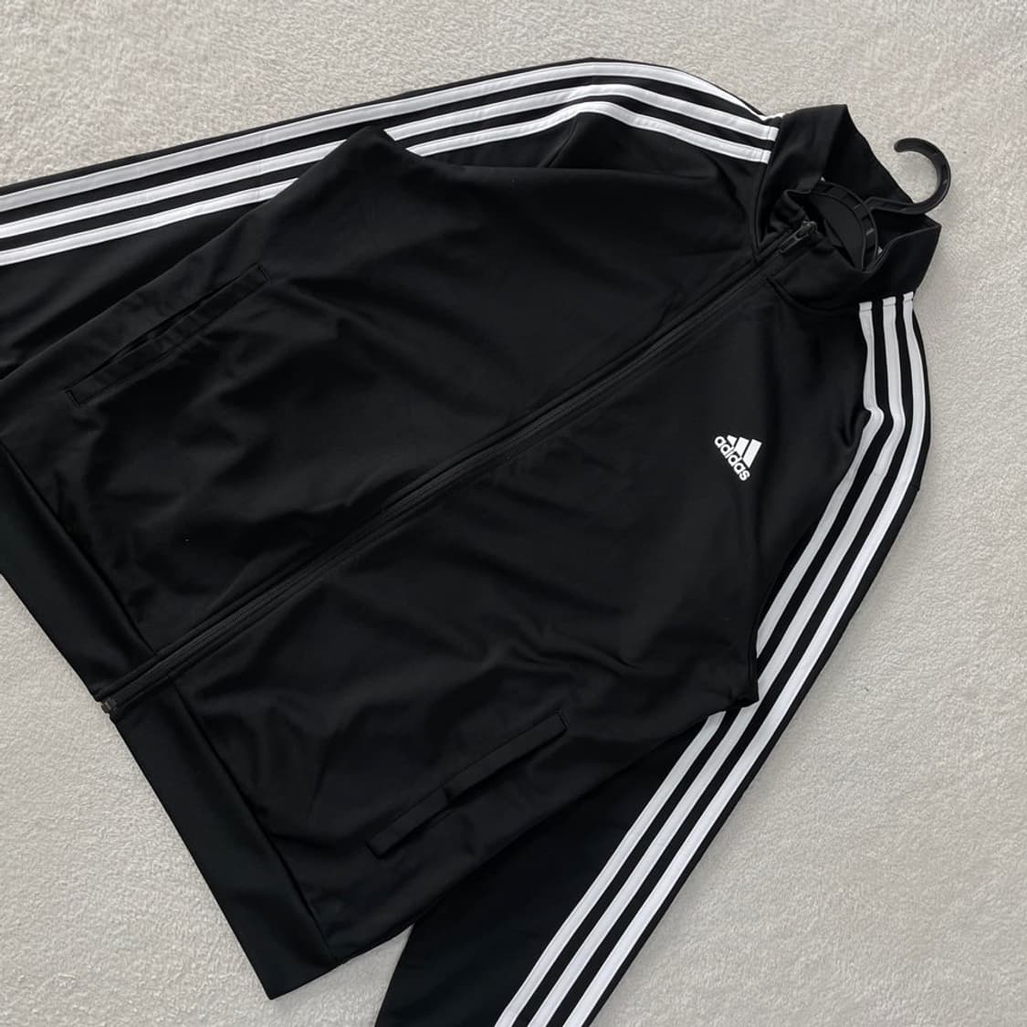 110 아디다스 블랙 트랙탑 져지 XXL 상품이미지3