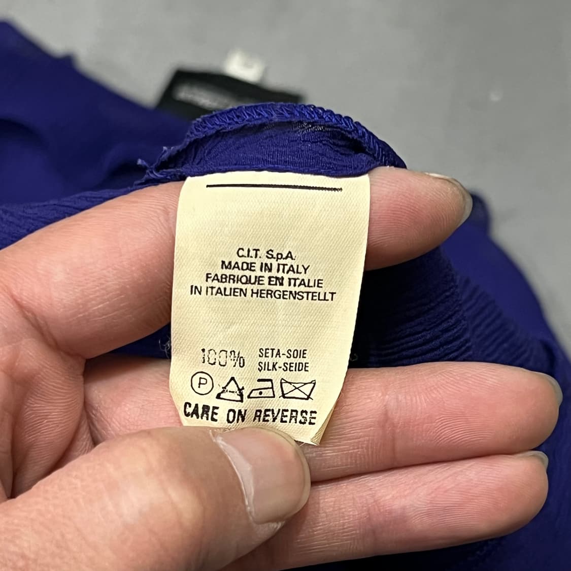  조르지오 아르마니 프릴 실크 블라우스 y15999 상품이미지8