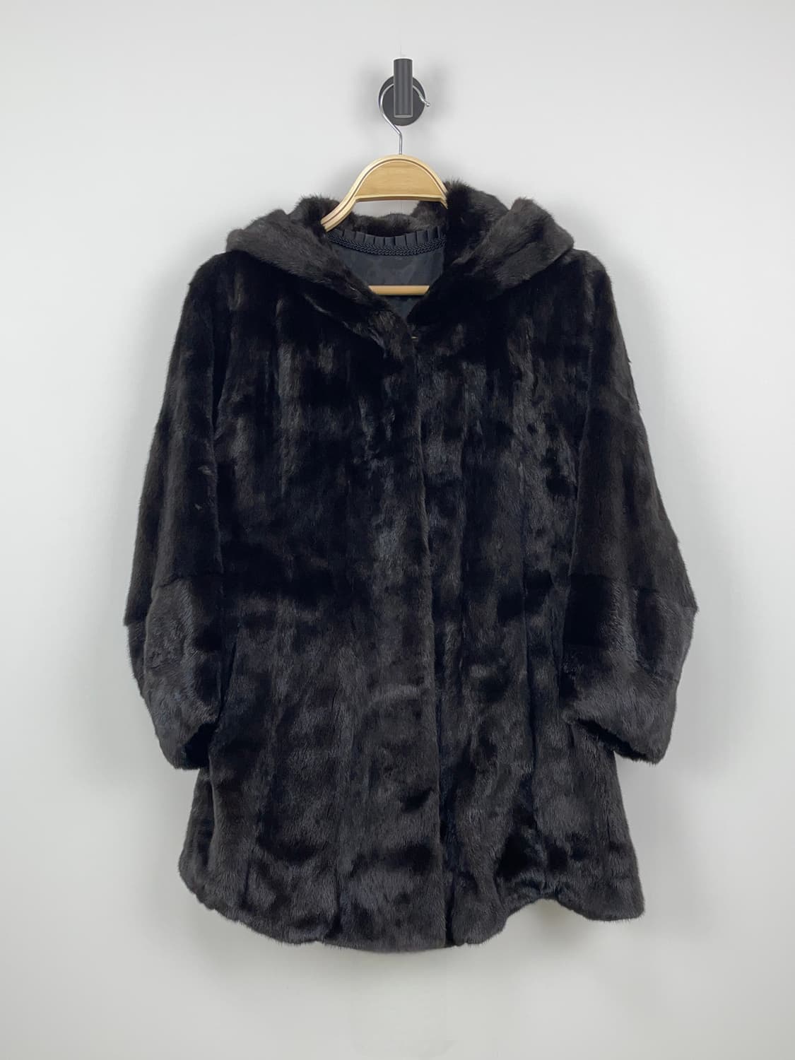 블랙그라마(Blackglama) 후드 밍크 코트 상품이미지4