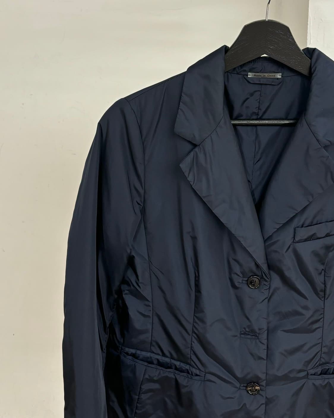 프라다 네이비 경량 패디드 블레이저 자켓 상품이미지3