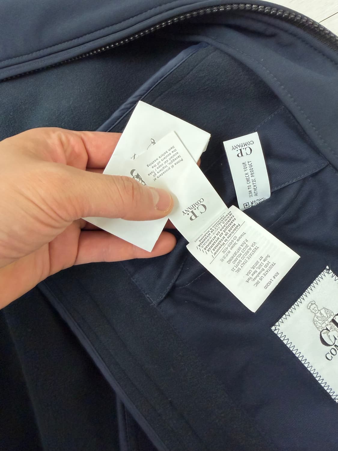 cp컴퍼니 cp shell-R   50 사이즈 네이비 색상  사진 조금전 상품이미지9