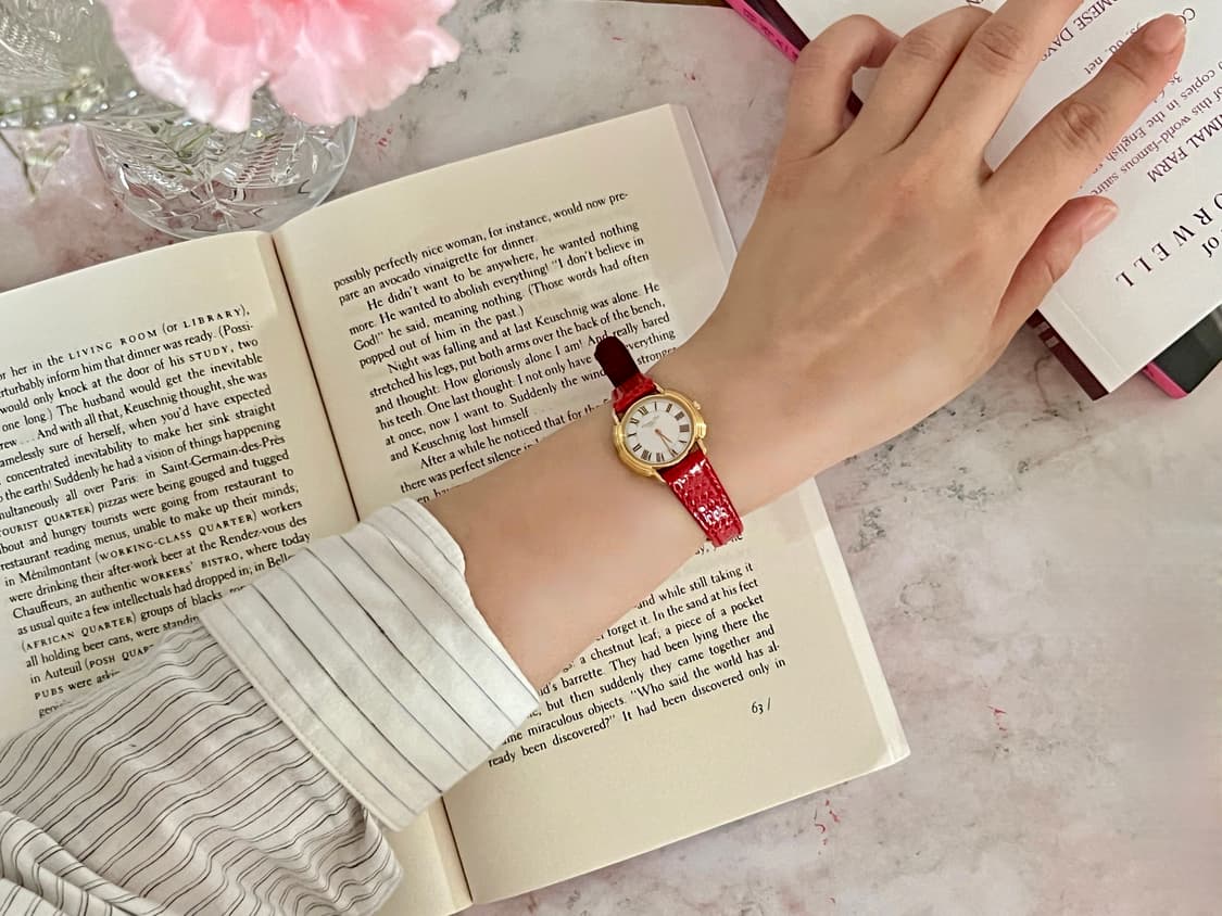 DIOR 골드 라운드 CD 버클  디올 시계 상품이미지9