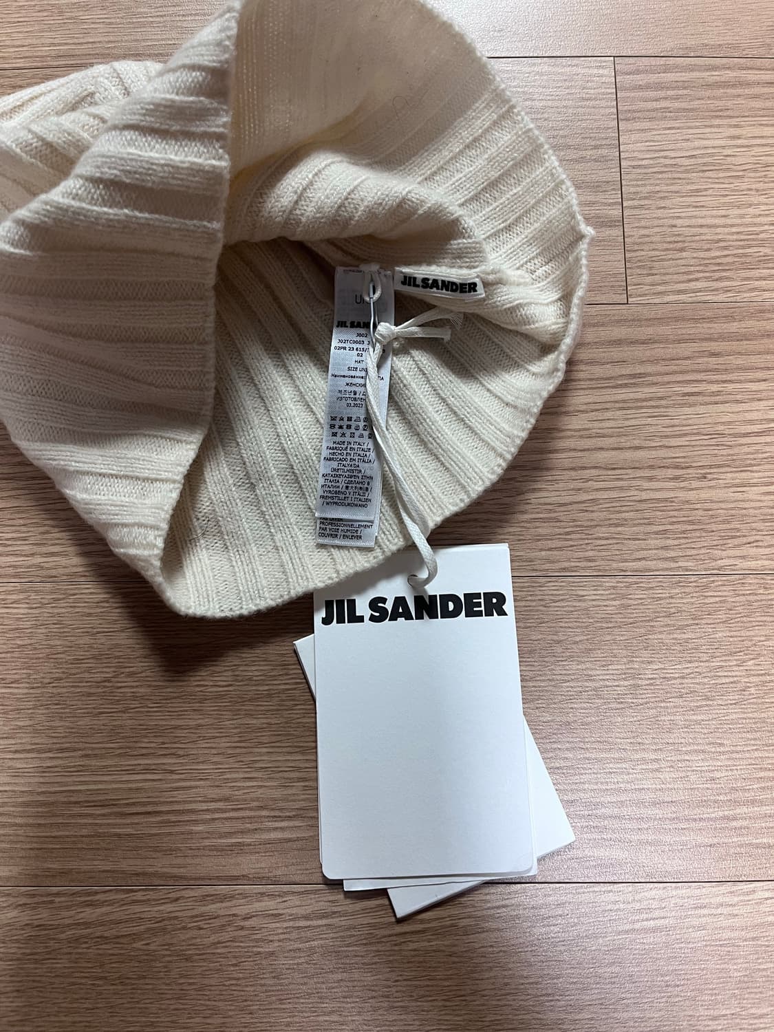 질샌더 캐시미어 숏비니 아이보리 상품이미지2