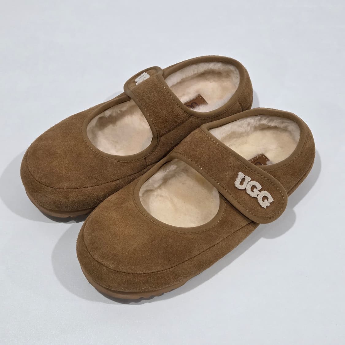 어그 메리제인 체스트넛 230 상품이미지3