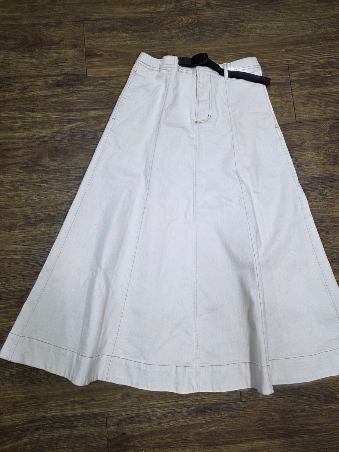  그라미치 롱스커트 GLSK-21F008

 상품이미지1