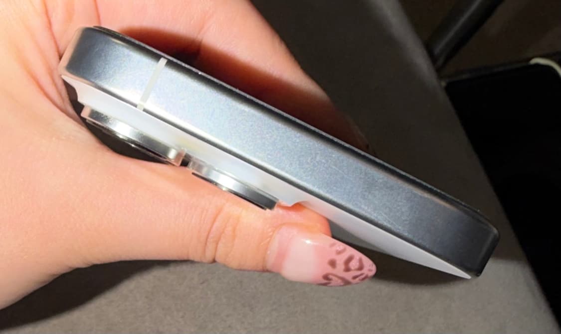 아이폰 16 Pro 화이트 색상 1TB 상품이미지6