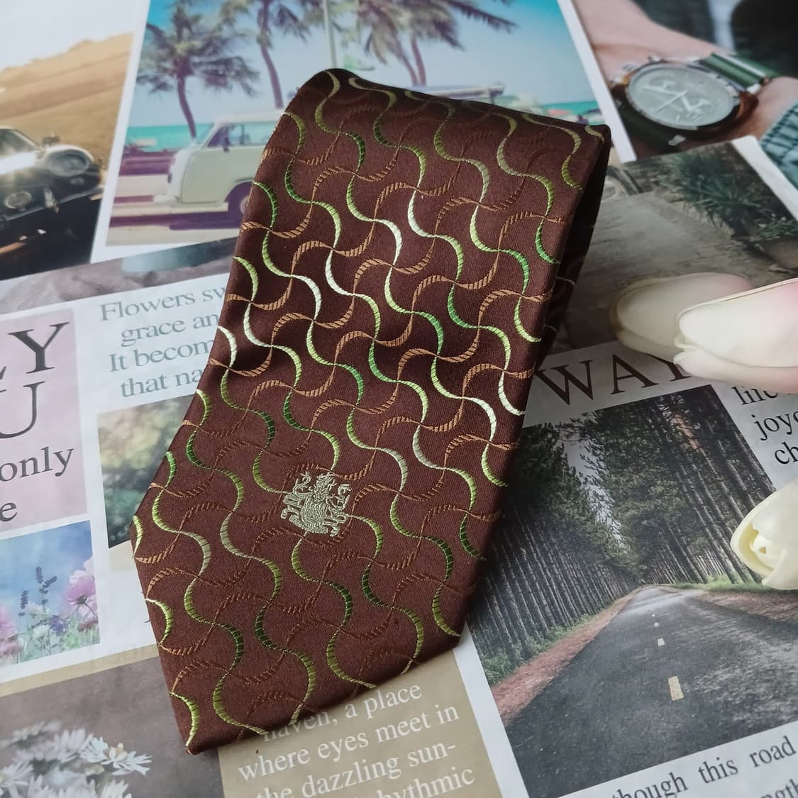 아쿠아스큐텀 실크 브라운 패턴 넥타이 9.4cm A+등급 A19310
 상품이미지3