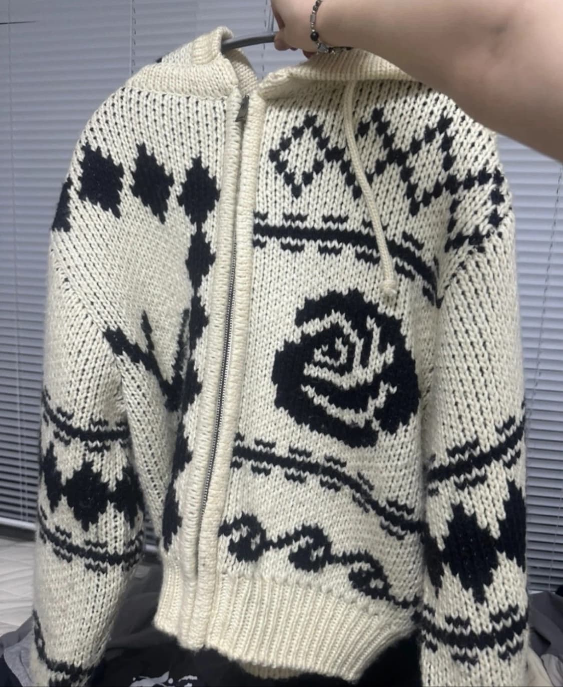 오픈 와이와이 자카드 니트집업 상품이미지1