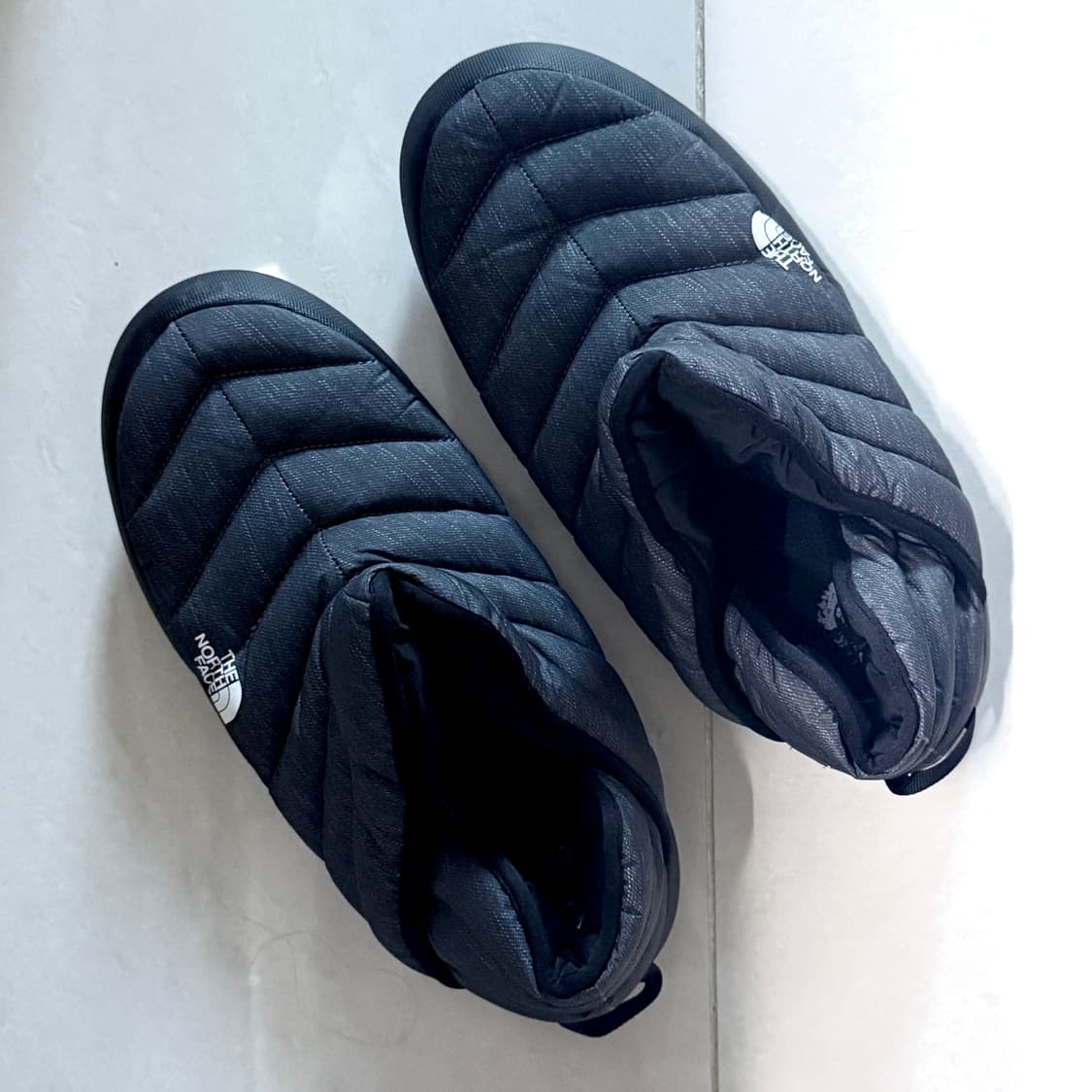 노스페이스 패딩 슬립온 상품이미지1