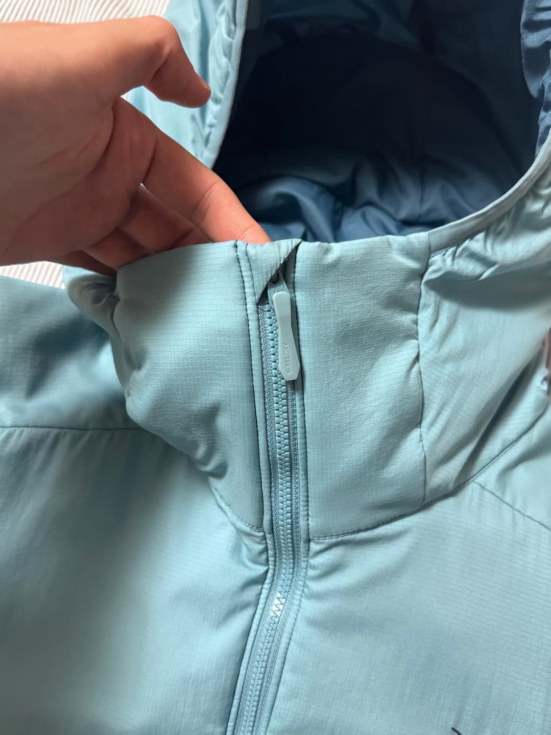 (SS급) 아크테릭스 아톰 LT 후디 솔레스 상품이미지6