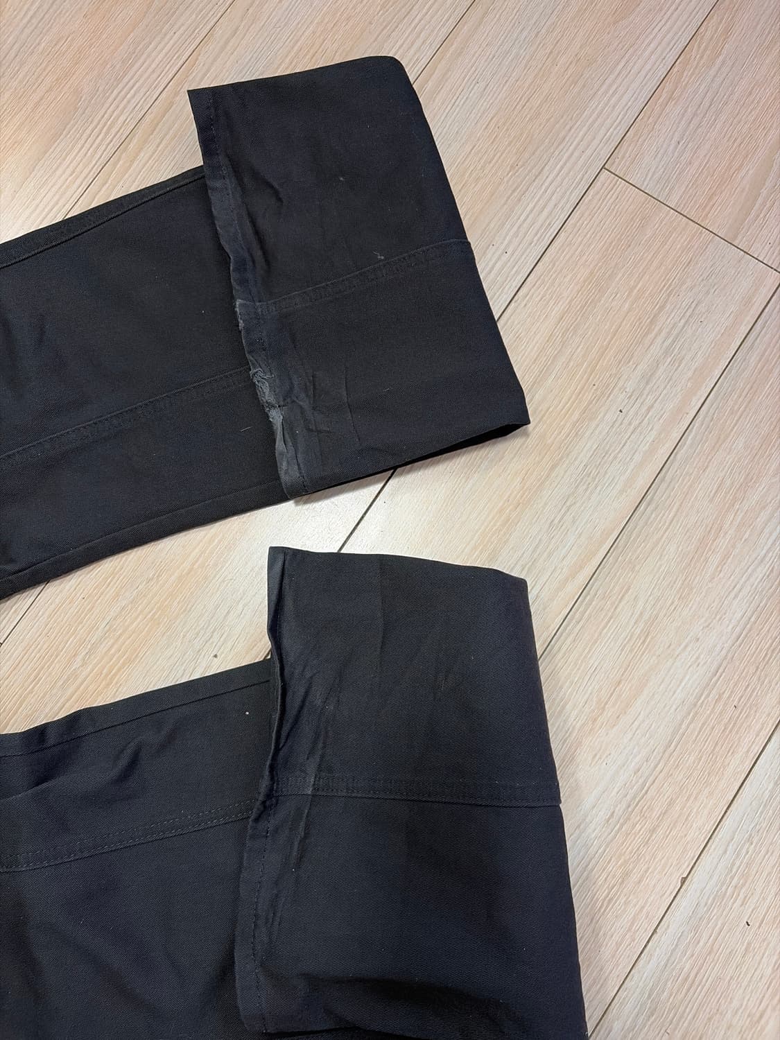 어널러코드 우먼 멀티포켓 부츠컷 카고팬츠 (차콜) 무신사 상품이미지3