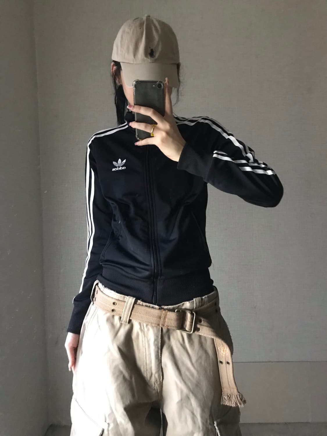 아디다스 블랙 딱붙핏 제니져지 상품이미지1