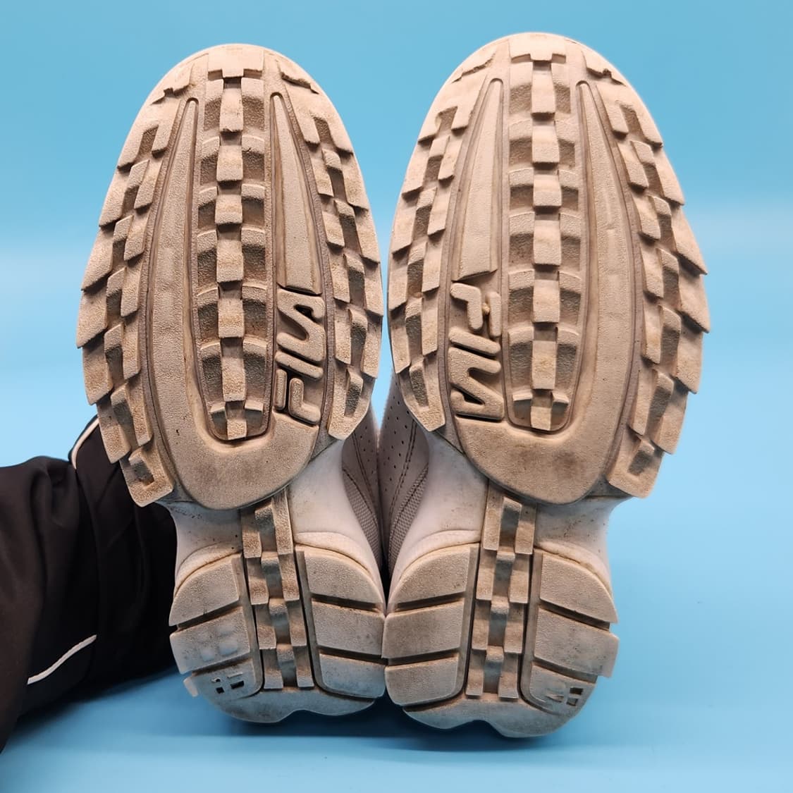 oo 휠라 디스럽터2 여성운동화230  상품이미지3