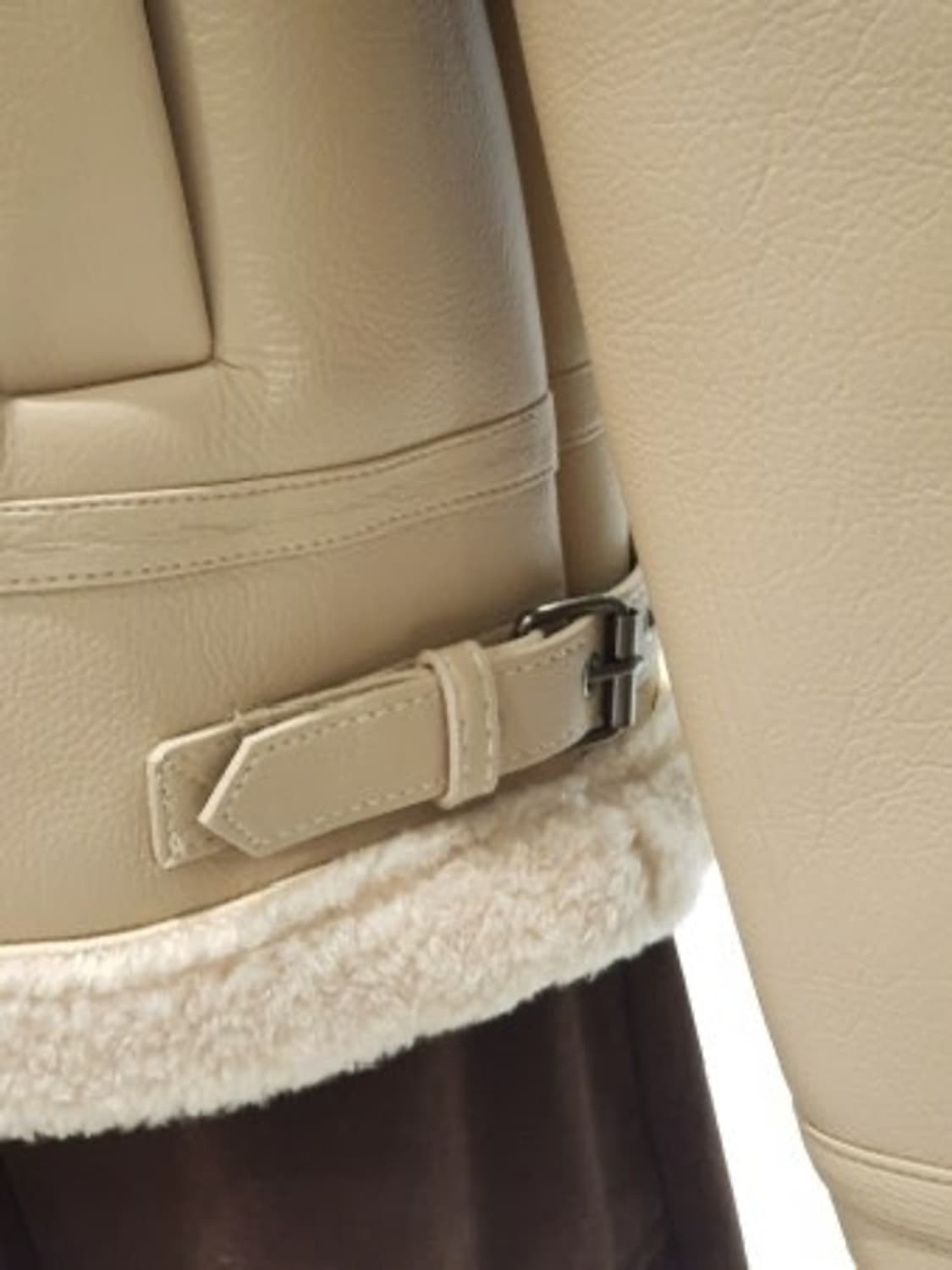 [무료배송] 코데즈컴바인 숏 무스탕 베이지 상품이미지3