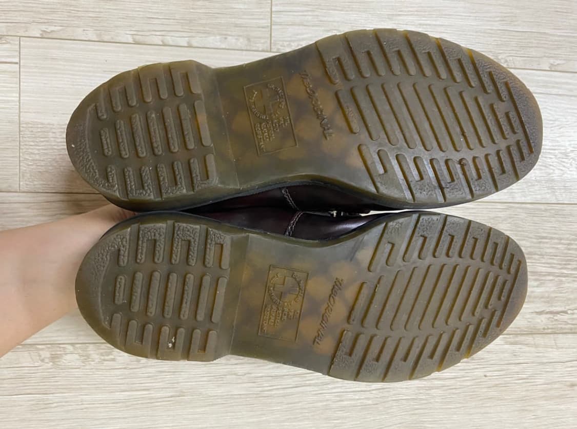 닥터마틴 아드리안 체리우드 260 상품이미지4