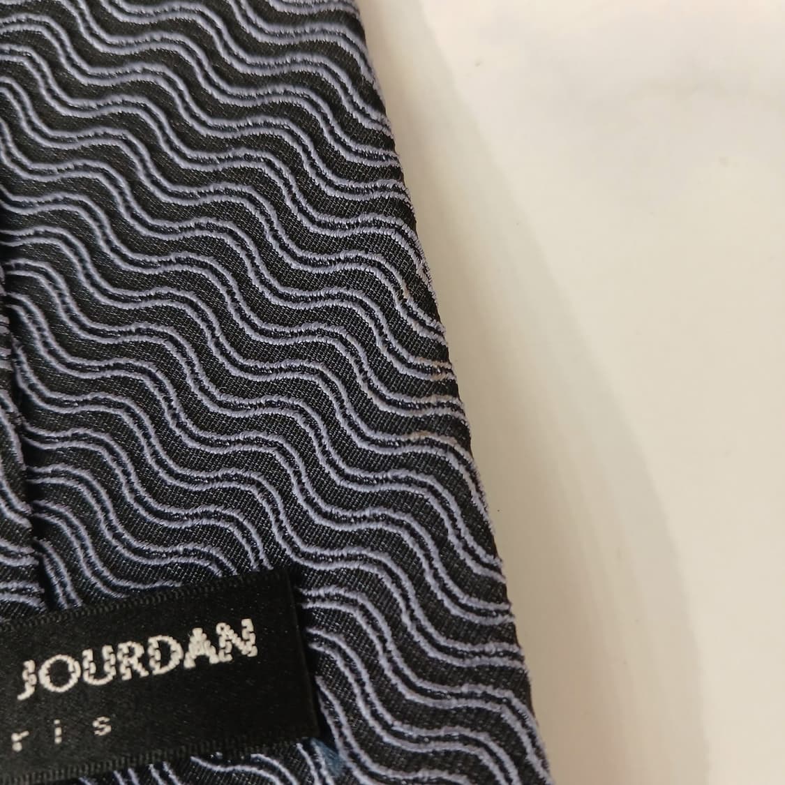 샤를 주르당 실크 웨이브 자카드 넥타이 9.1cm A등급 A19225
 상품이미지4