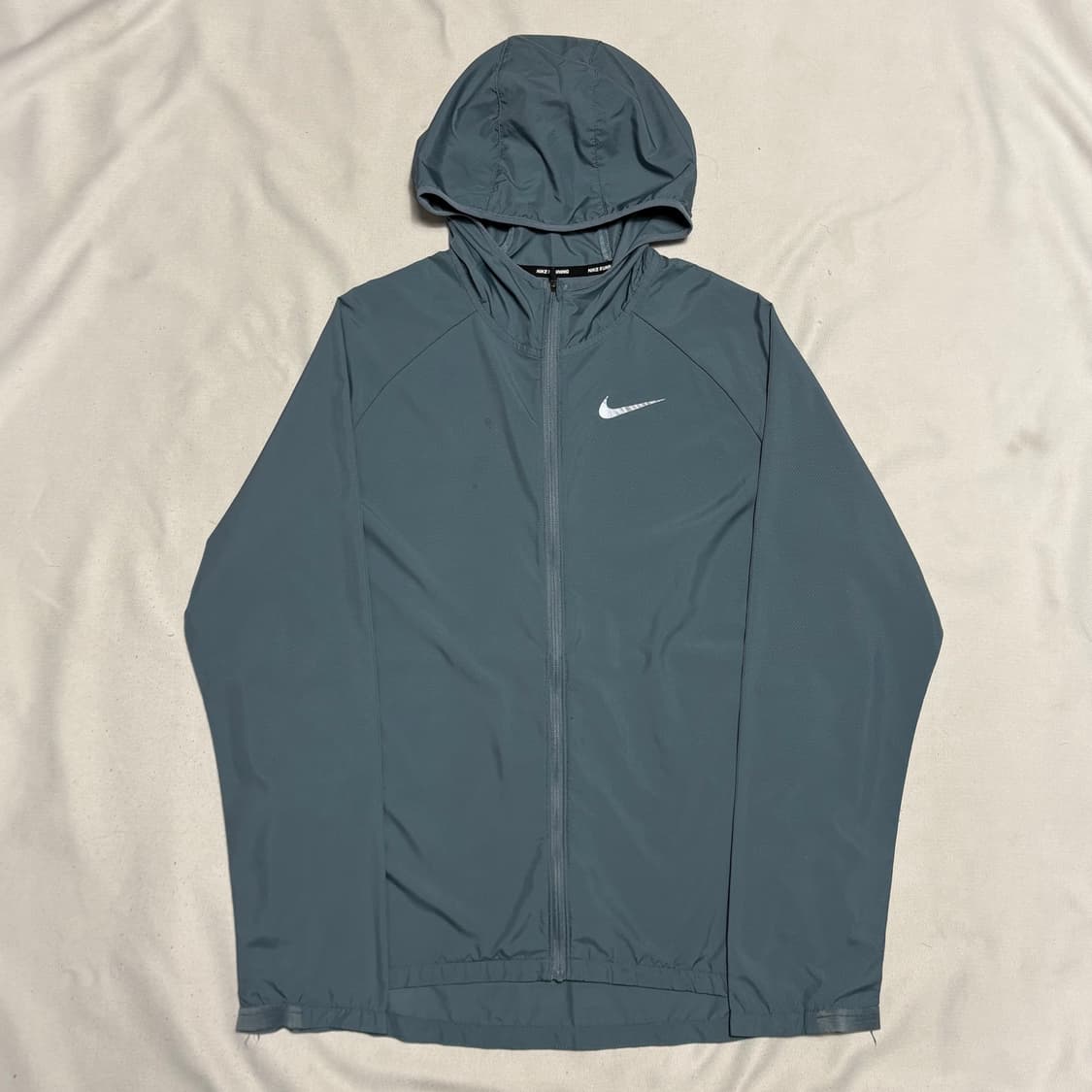 XL 나이키 스우시 러닝 바람막이 상품이미지2