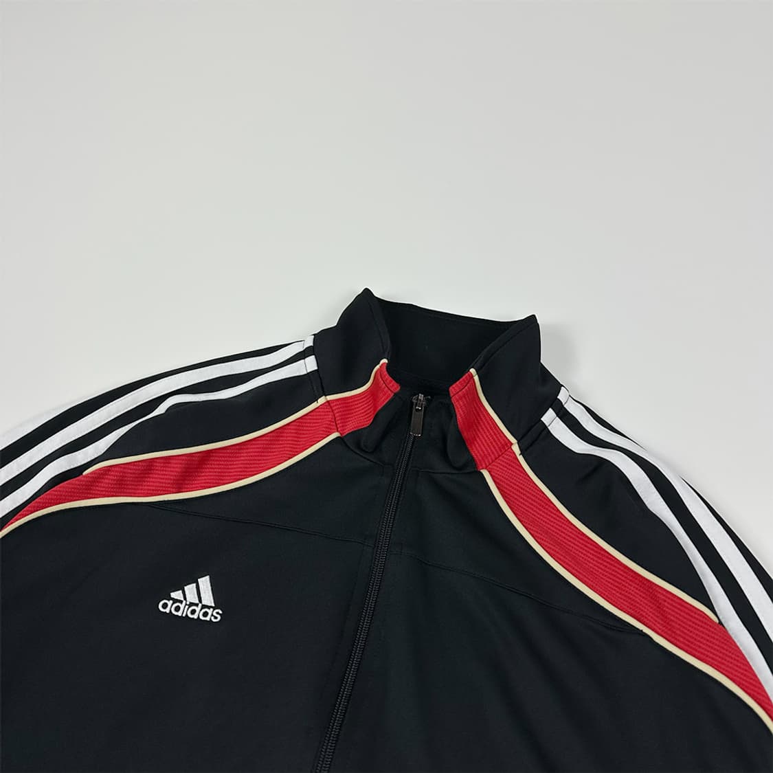 아디다스 배색 파이핑 트랙탑 져지 상품이미지3