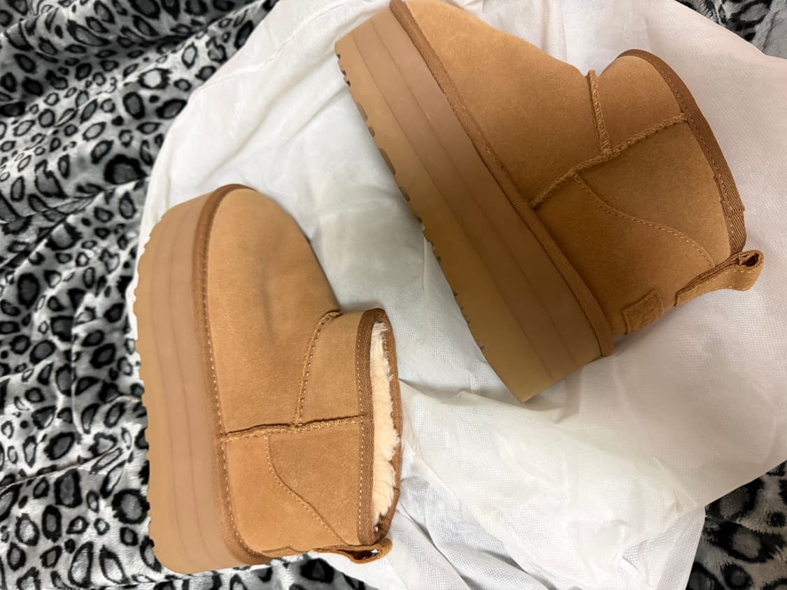 어그 클래식 울트라 미니 플랫폼 부츠 체스트넛 상품이미지3