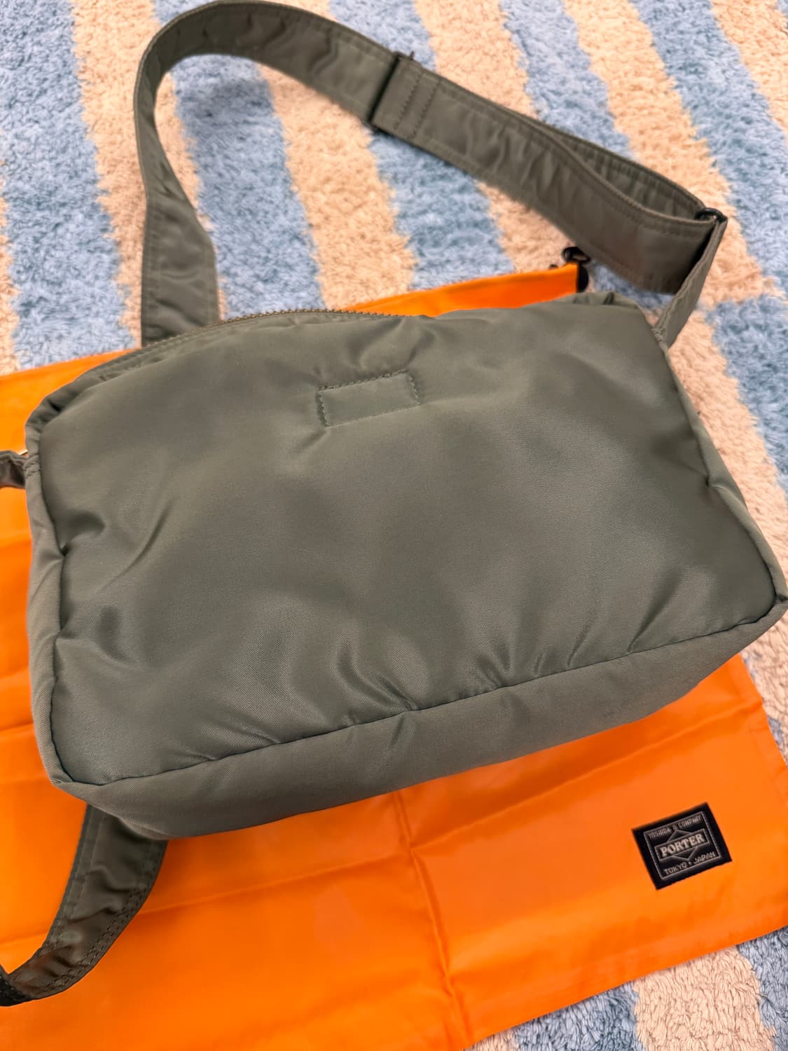 포터 탱커 숄더백 s 세이지그린 상품이미지6