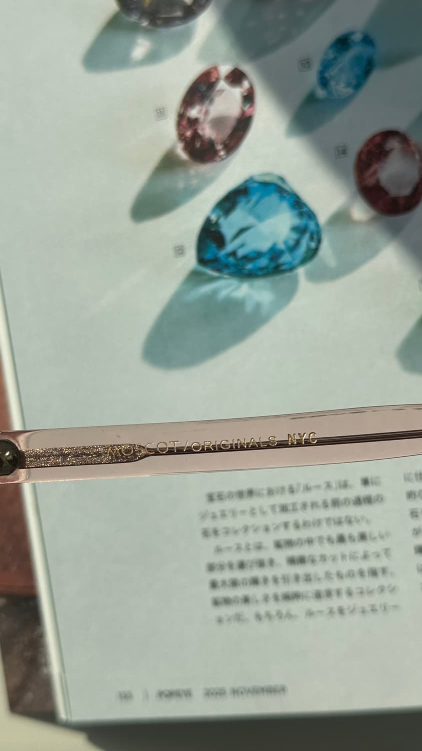 틴트 뿔테 안경 상품이미지7