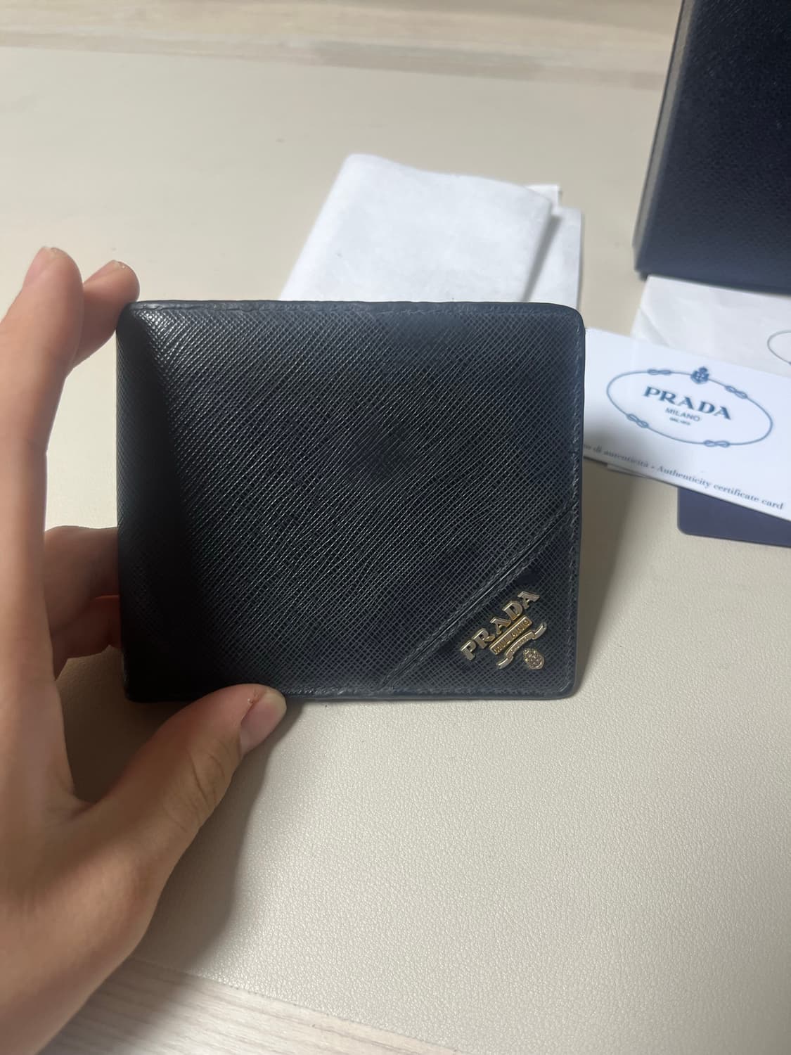 프라다 사피아노 반지갑 풀박스 상품이미지2