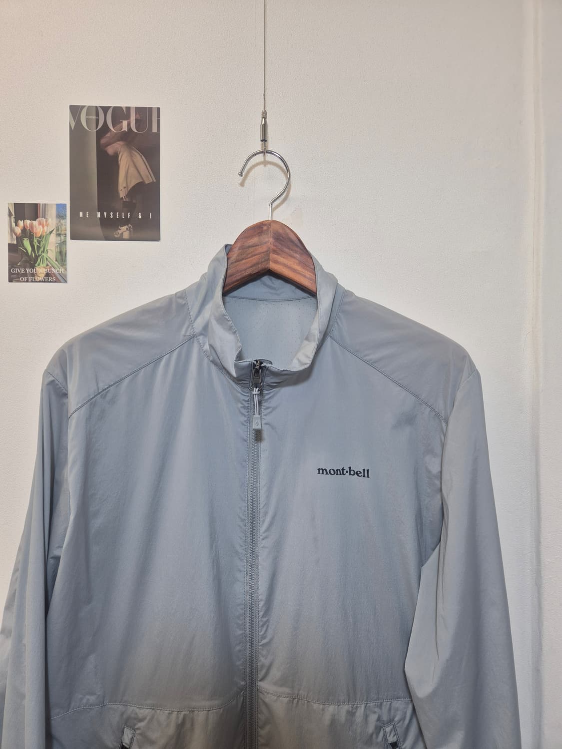 가벼운 소재로 제작된 몽벨 바람막이  100 
 상품이미지2