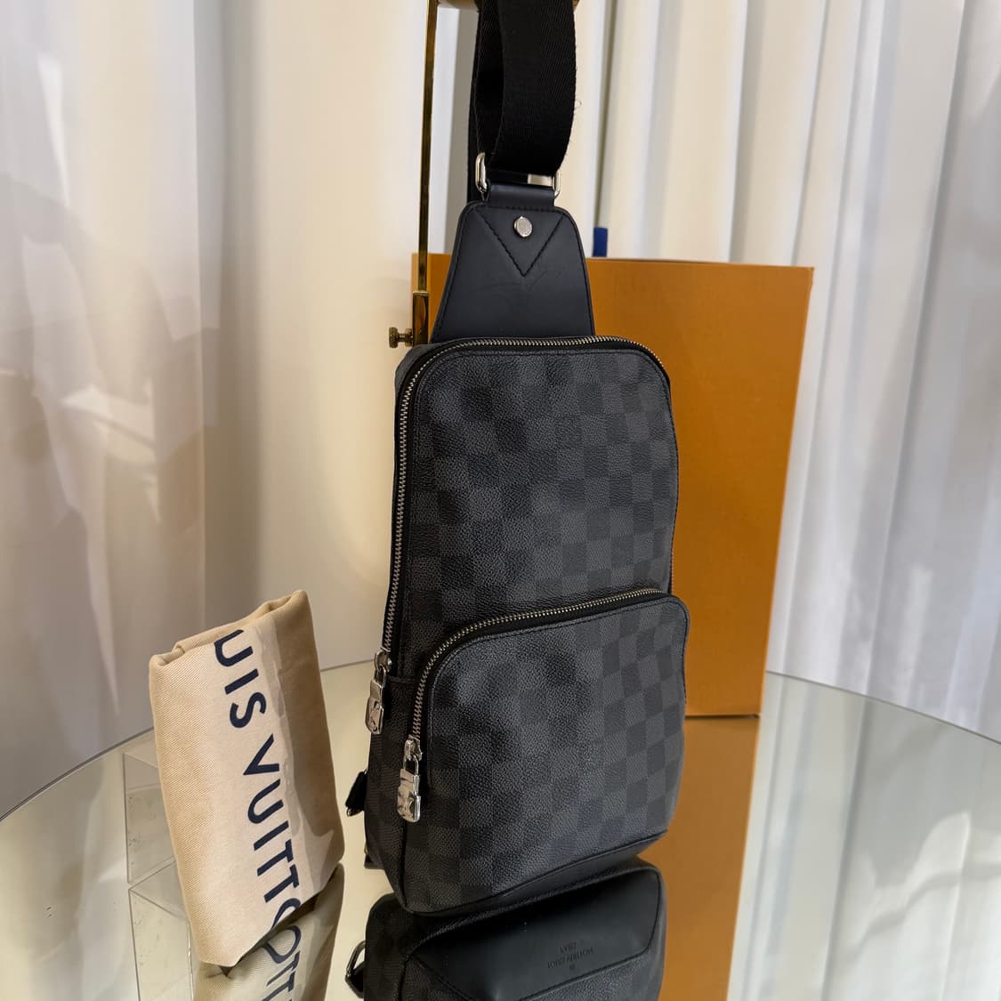 루이비통 다미에 그라파이트 에비뉴 슬링백 상품이미지2