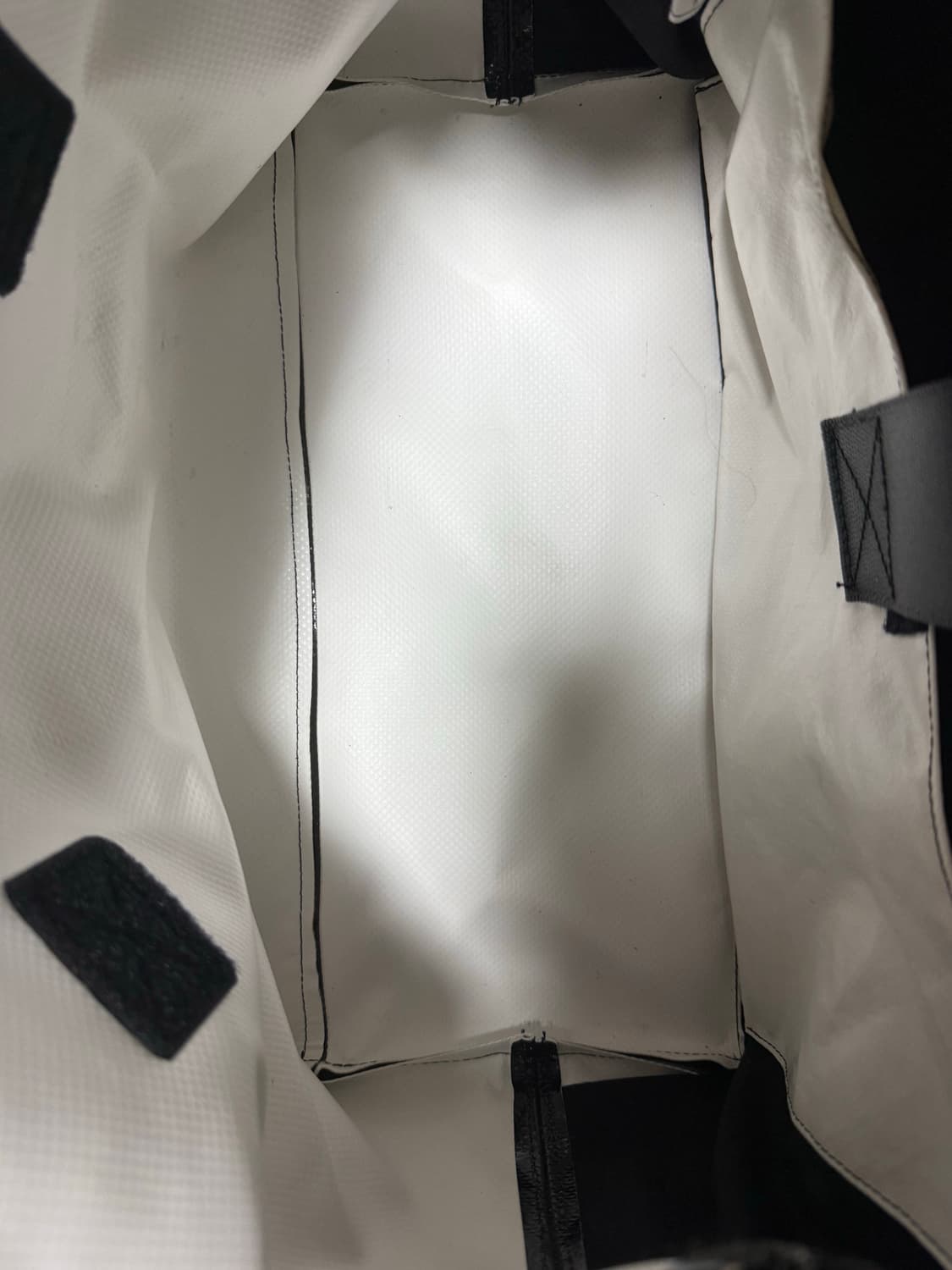 프라이탁 로이스 F45 올블랙 상품이미지7