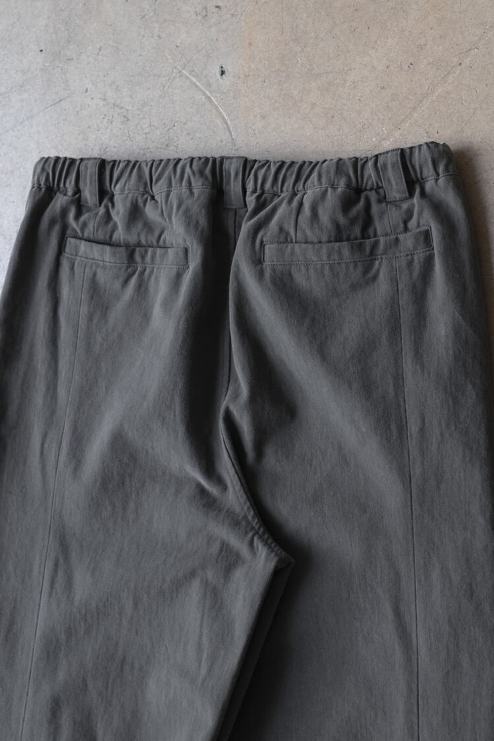 고낙 25fw brushed dami pants khaki 상품이미지4