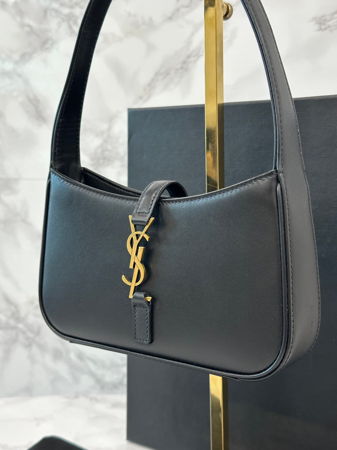 [풀구성] 생로랑 미니호보백  Le 5 A 7 상품이미지3