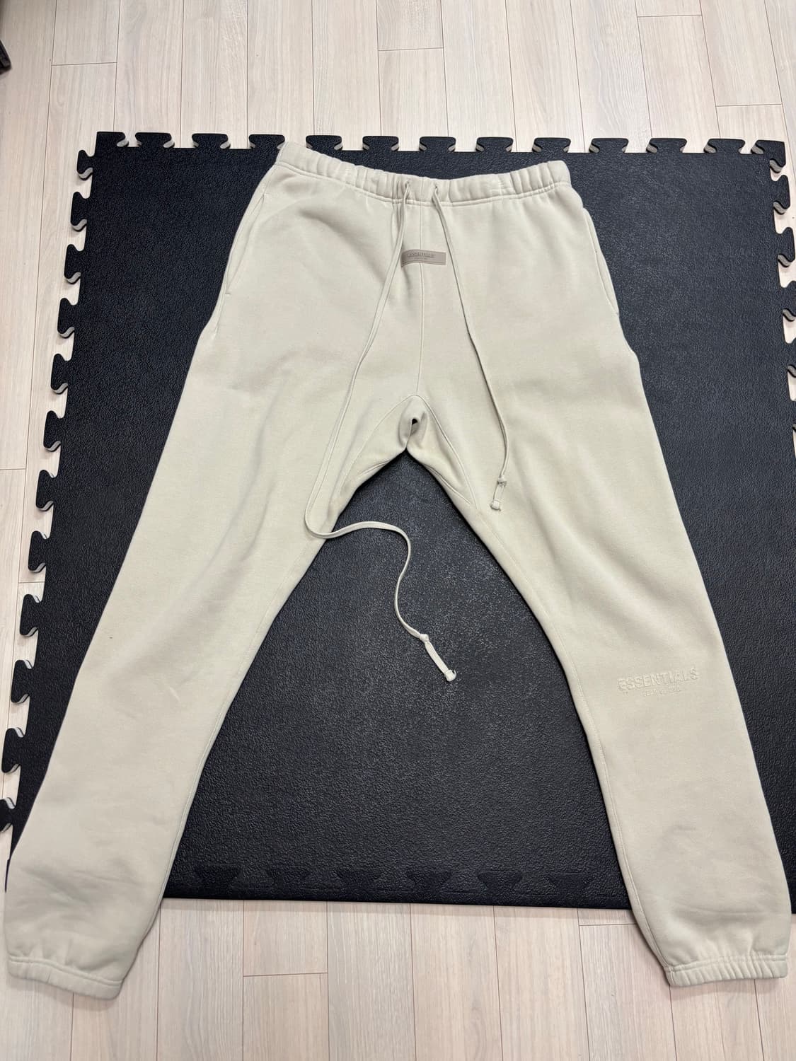 피오갓 에센셜 스웻팬츠  상품이미지1