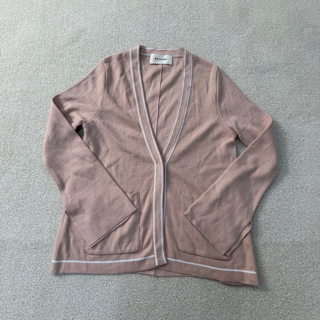 85 앳코너 여성 가디건 0202T1 상품이미지1