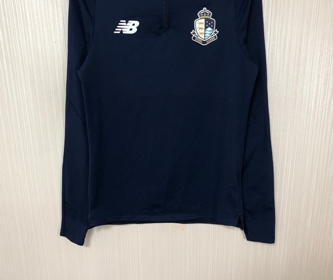 뉴발란스 서울이랜드FC U-18 선수실착 트레이닝탑 S(95) 상품이미지3