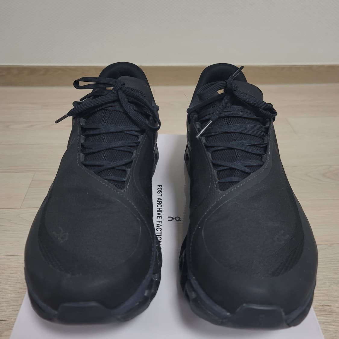 [285]<초S급> 온러닝x파프PAF 클라우드몬스터2 블랙 280290 상품이미지6