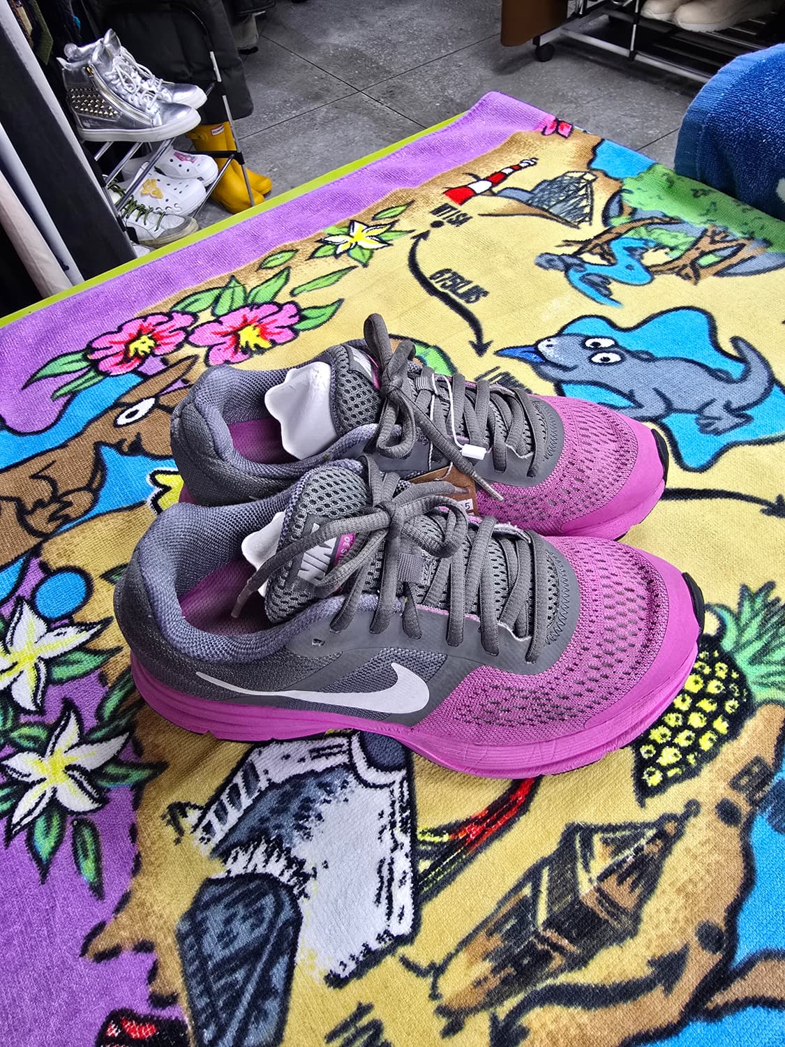 나이키 런닝화 팡크/회색 여성용 (1506) 상품이미지2